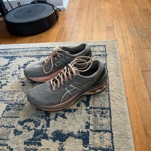 ASICS Men's Gray and Pink Athletic Shoes